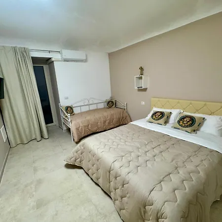 Helena's House Διαμέρισμα *